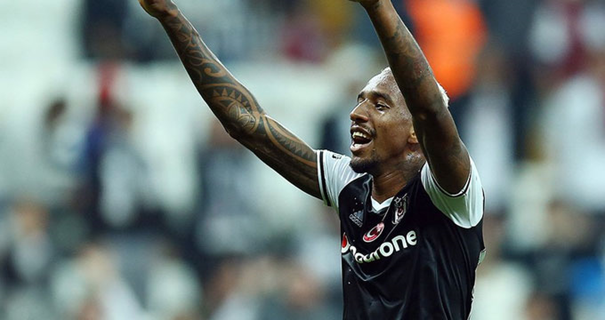 Tarak Kemiği Kırılan Talisca 3, Omzu Çıkan Aras 2 Ay Sahalardan Uzak Kalacak