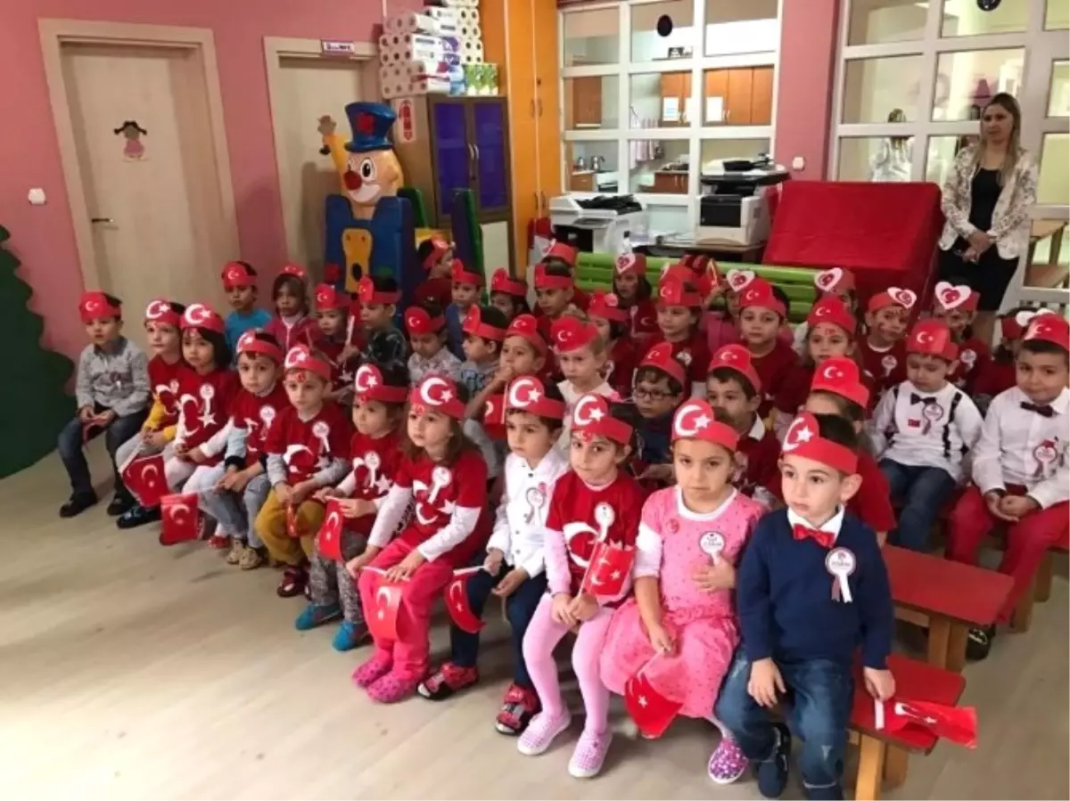 Şükran Öney Anaokulu Minikleri Cumhuriyet Bayramını Kutladı