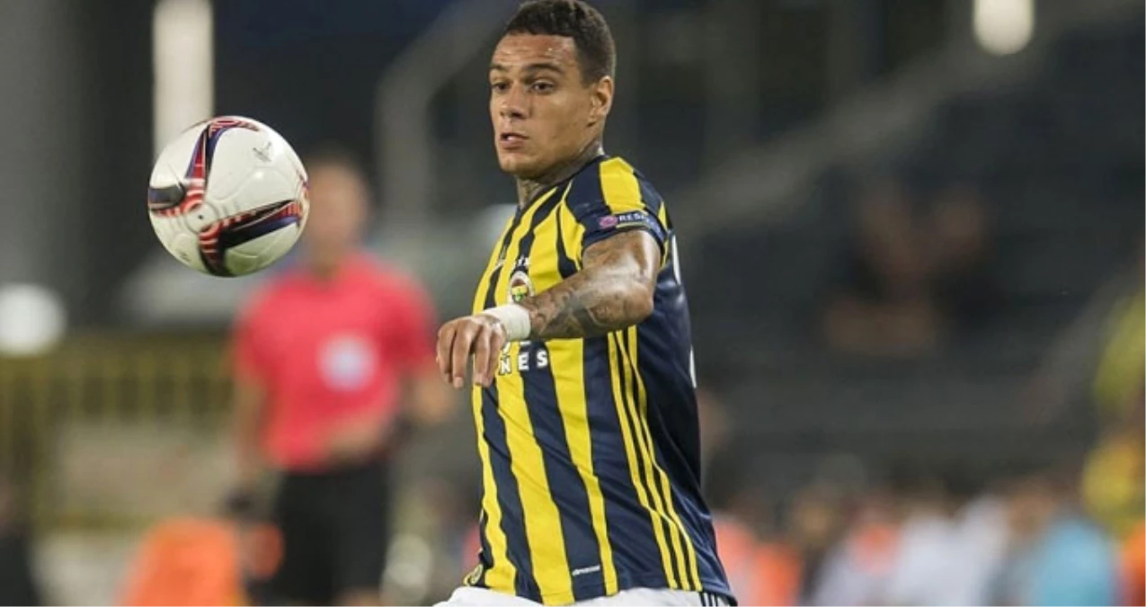 Van der Wiel, Fenerbahçe\'den Ayrılmanın Hesaplarını Yapıyor