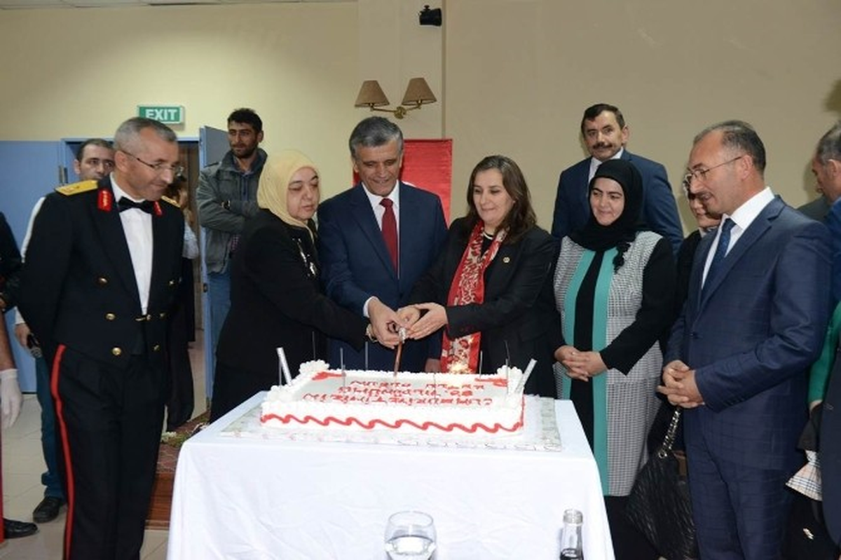 Ardahan\'da Cumhuriyet Resepsiyonu Düzenlendi