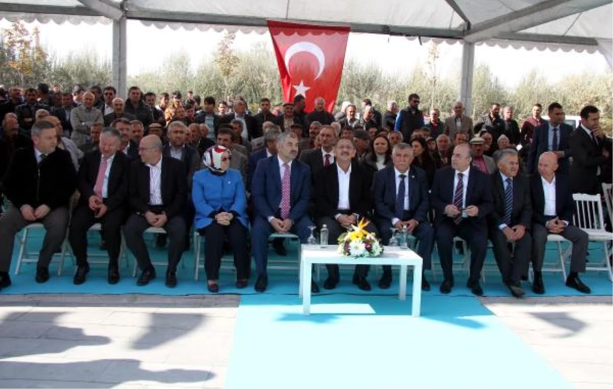 Bakan Özhaseki: Kim Teröre Hizmet Ederse Yakasından Tutarız