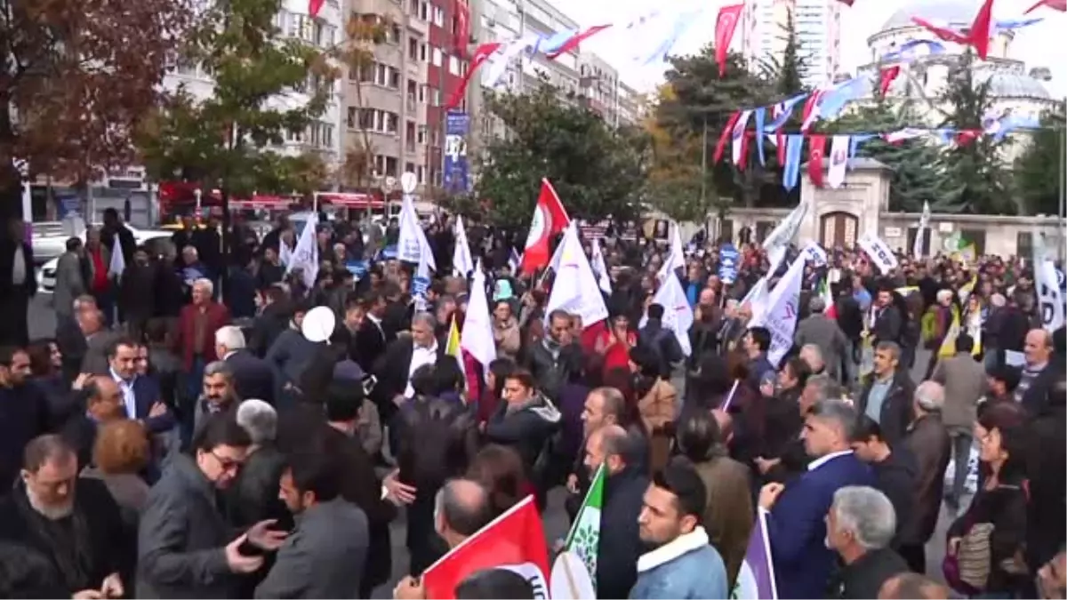 Diyarbakır Büyükşehir Belediye Başkanı Kışanak\'ın Gözaltına Alınması Protesto Edildi