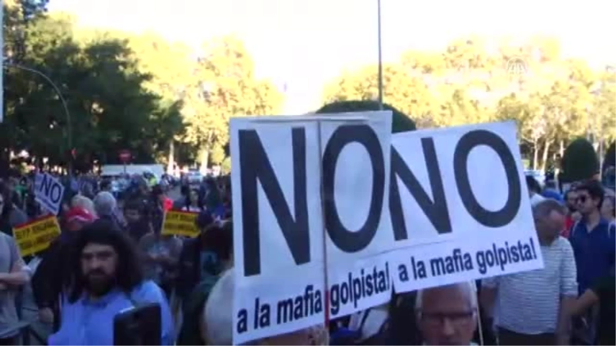 Ispanya\'da Azınlık Hükümeti "Protestolarla" Güvenoyu Aldı