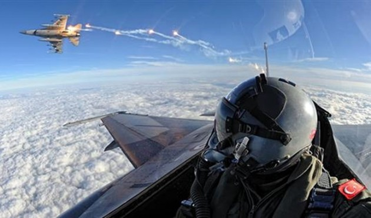 Pilot Alımında Yaş Sınırı 27\'den 32\'ye Çıkarıldı