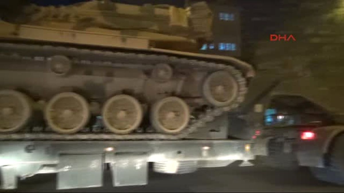 Şanlıurfa Sınır Hattındaki Tanklar Kışlaya Alındı