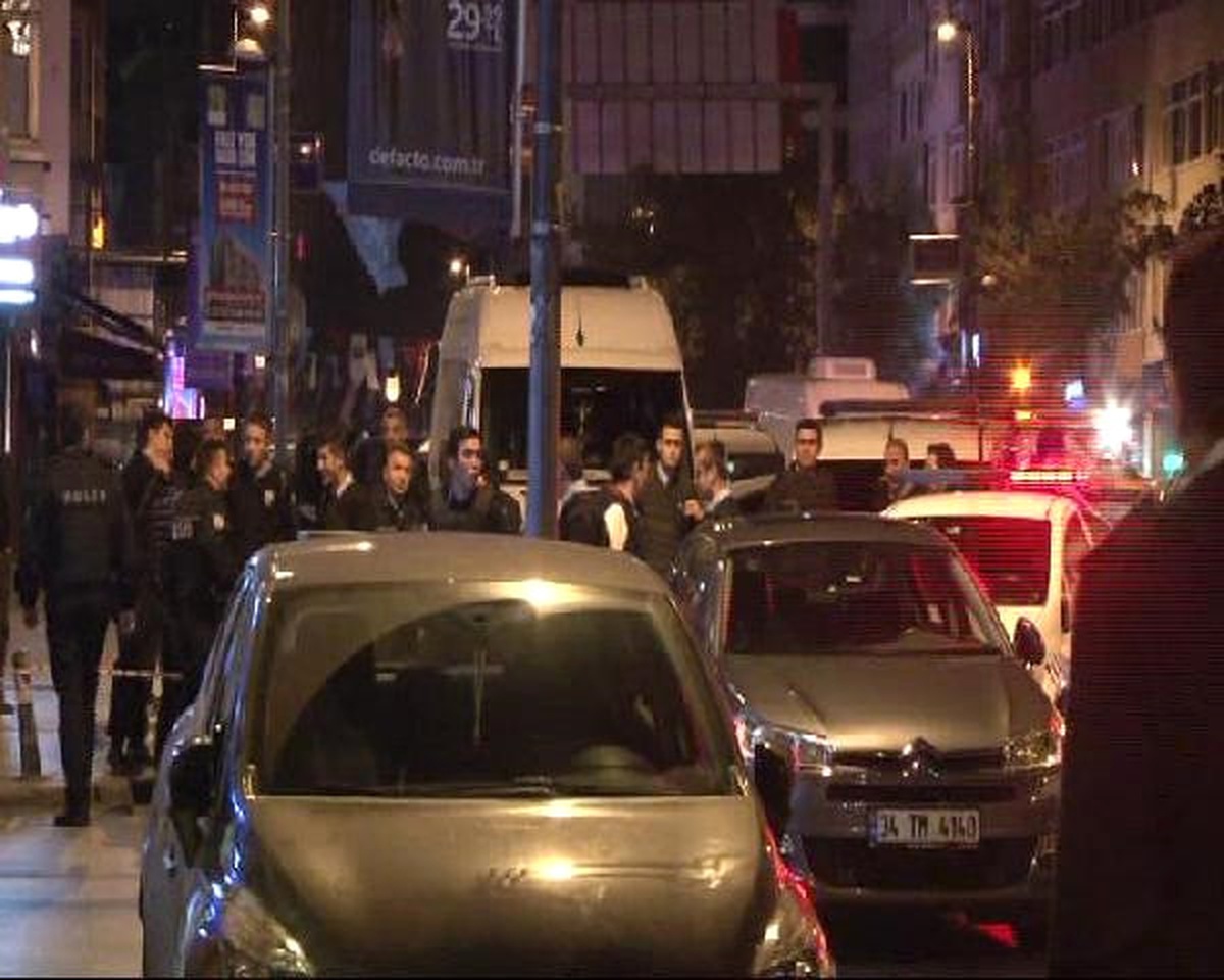 Şişli\'de Silahlı Çatışma Sonrası Yaşananlar Kamerada