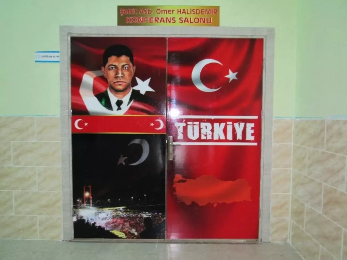 Yozgat Çözüm Koleji, Şehit Ömer Halisdemir\'in İsmini Konferans Salonunda Yaşatacak