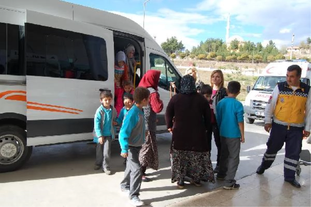 110 Öğrenci, Gıda Zehirlenmesi Şüphesiyle Hastaneye Kaldırıldı