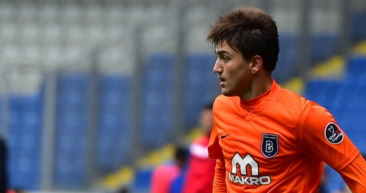 Başakşehirli Cengiz Ünder, Performansıyla Dikkat Çekiyor