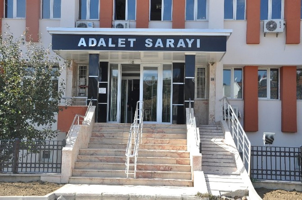 Bozüyük\'te Fetö Zanlıları Adliyeye Sevk Edildi