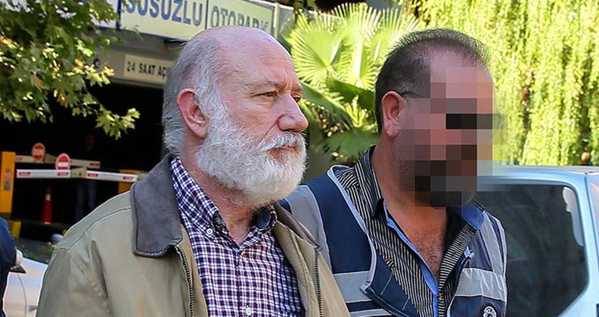 FETÖ'nün Peruklu Amirali İrfan Arabacı Tutuklandı