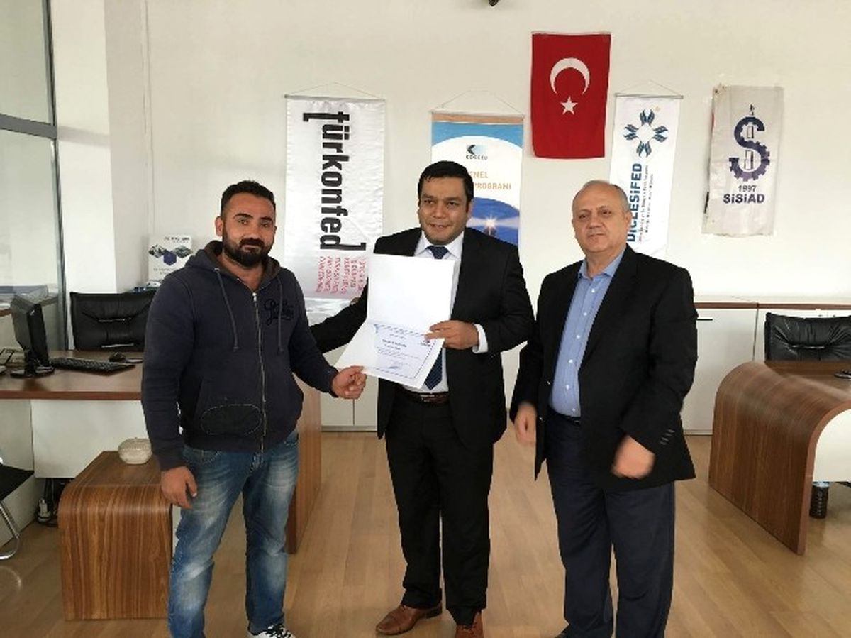 Siirt\'te 30 Girişimciye Sertifikaları Verildi
