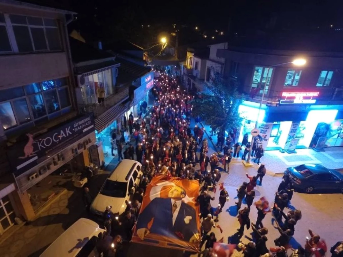Urla\'da Cumhuriyet Gecesi