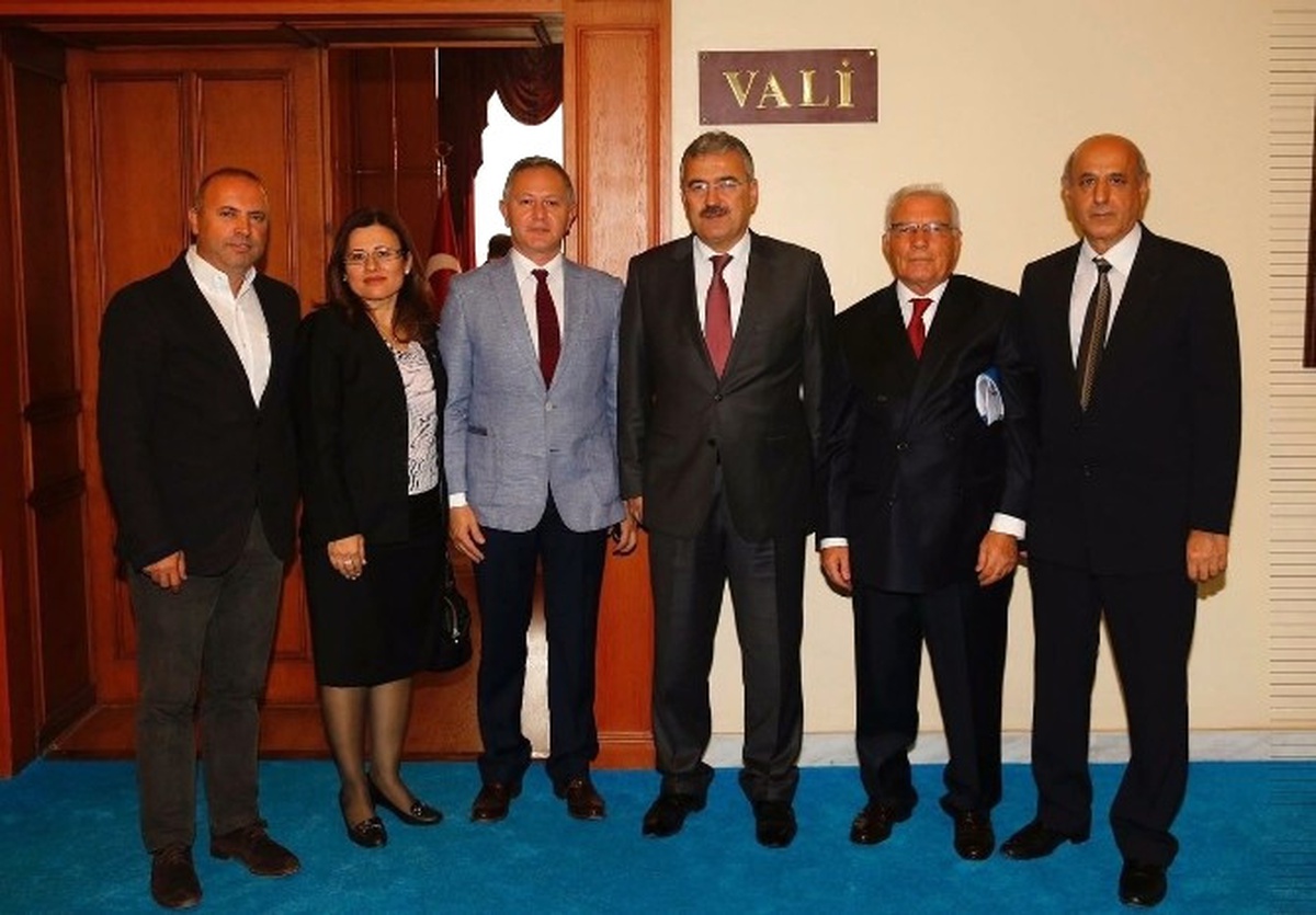 Vali Ayyıldız Sağlık Turizmi Derneği Üyelerini Ağırladı