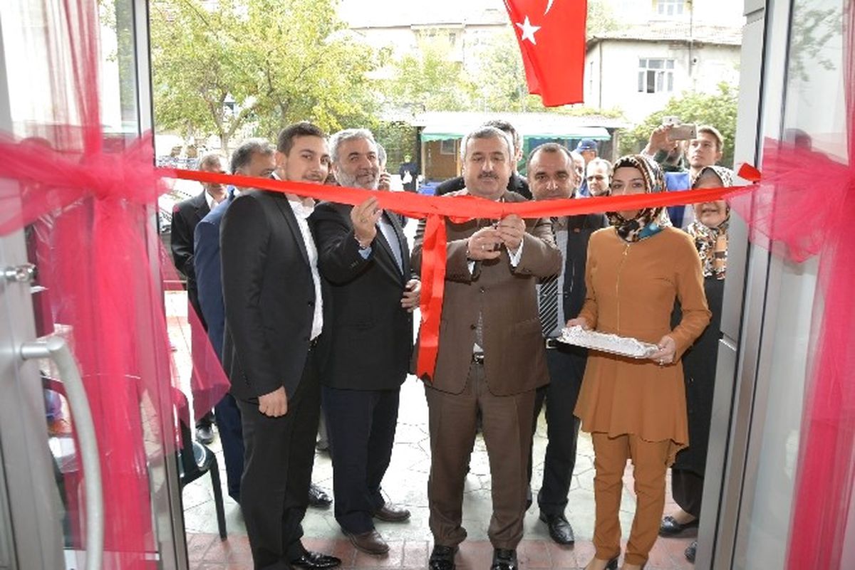 Başkan Baran İş Yeri Açılışına Katıldı