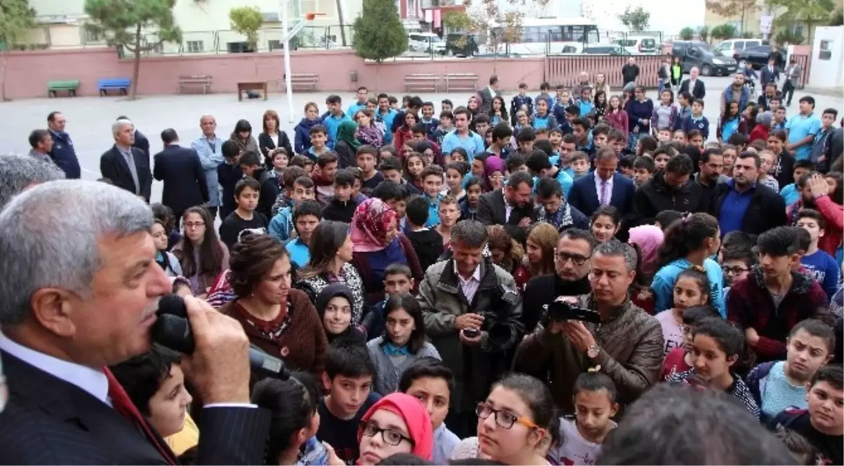 Başkan Karaosmanoğlu, "En Büyük Varlığımız Üreten İnsan Olmanızdır"