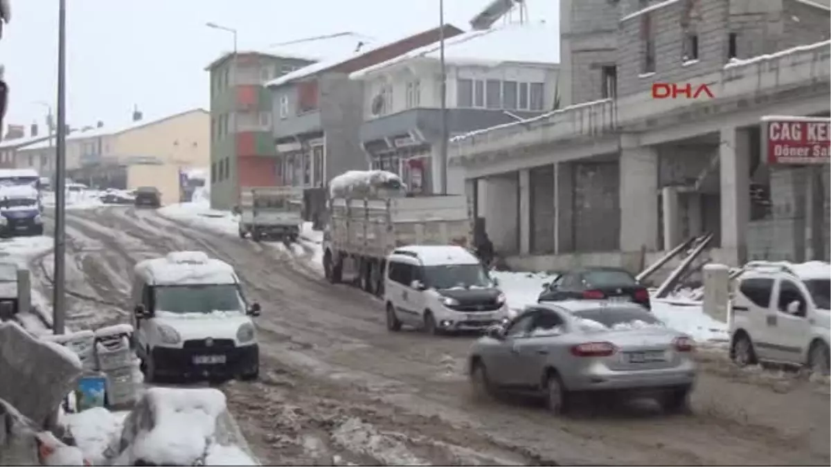 Bingöl\'e Mevsimin Ilk Karı Düştü