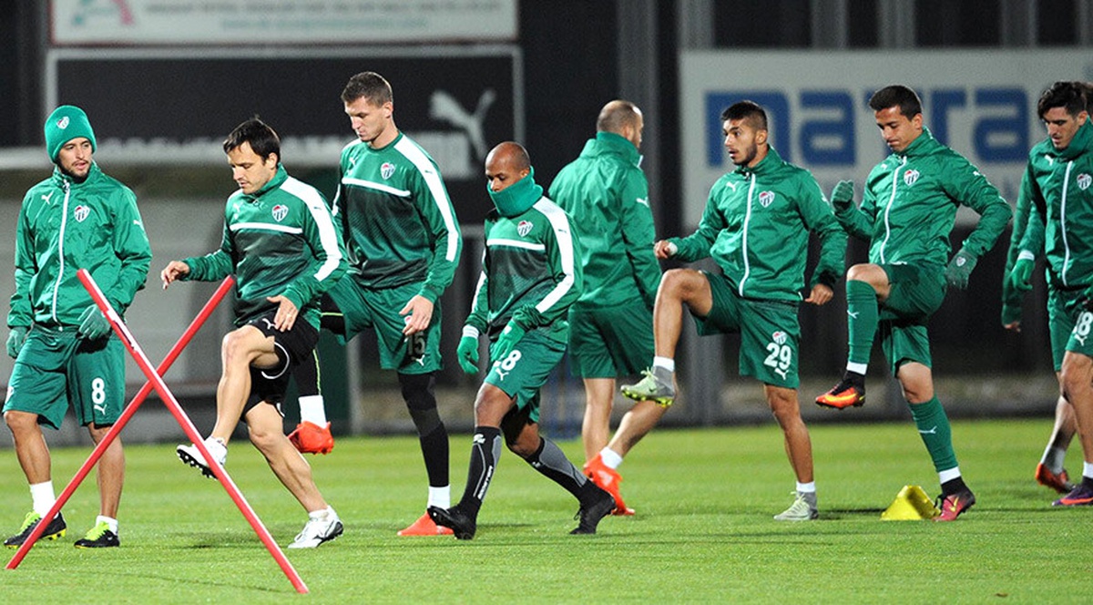 Bursaspor\'da Kardemir Karabükspor Maçı Hazırlıkları