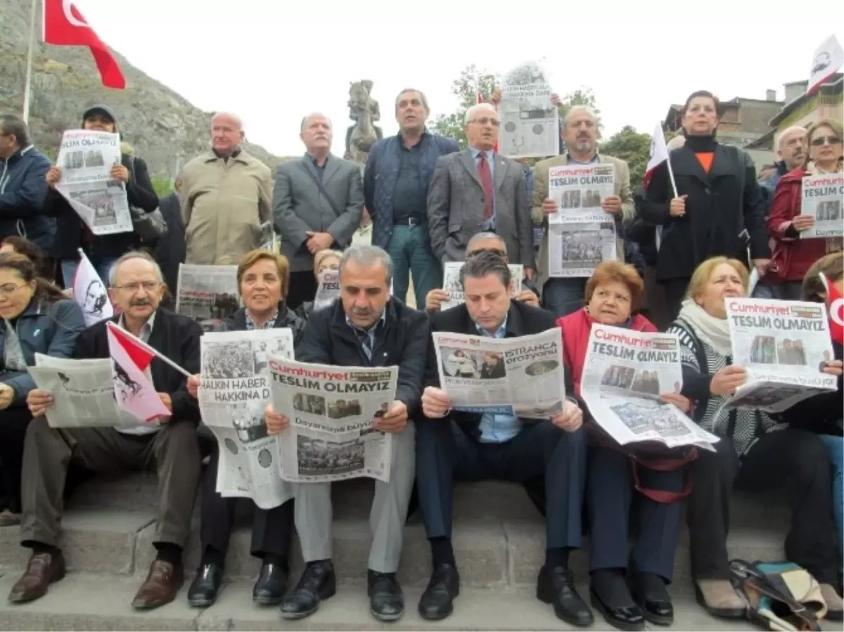 CHP\'lilerden Sessiz Protesto