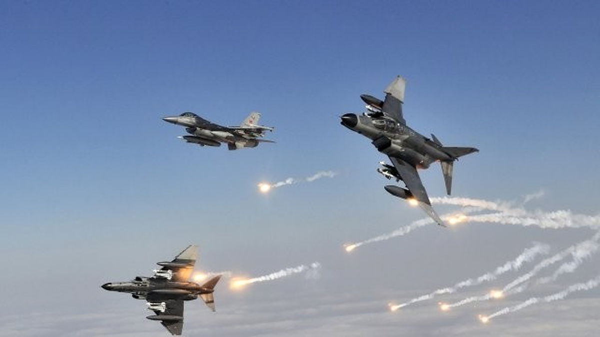 Dha Ankara- Avaşin-Basyan, Zap ve Çukurca Bölgelerindeki PKK\'ya Ait 12 Hedef Hava Harekatıyla İmha...