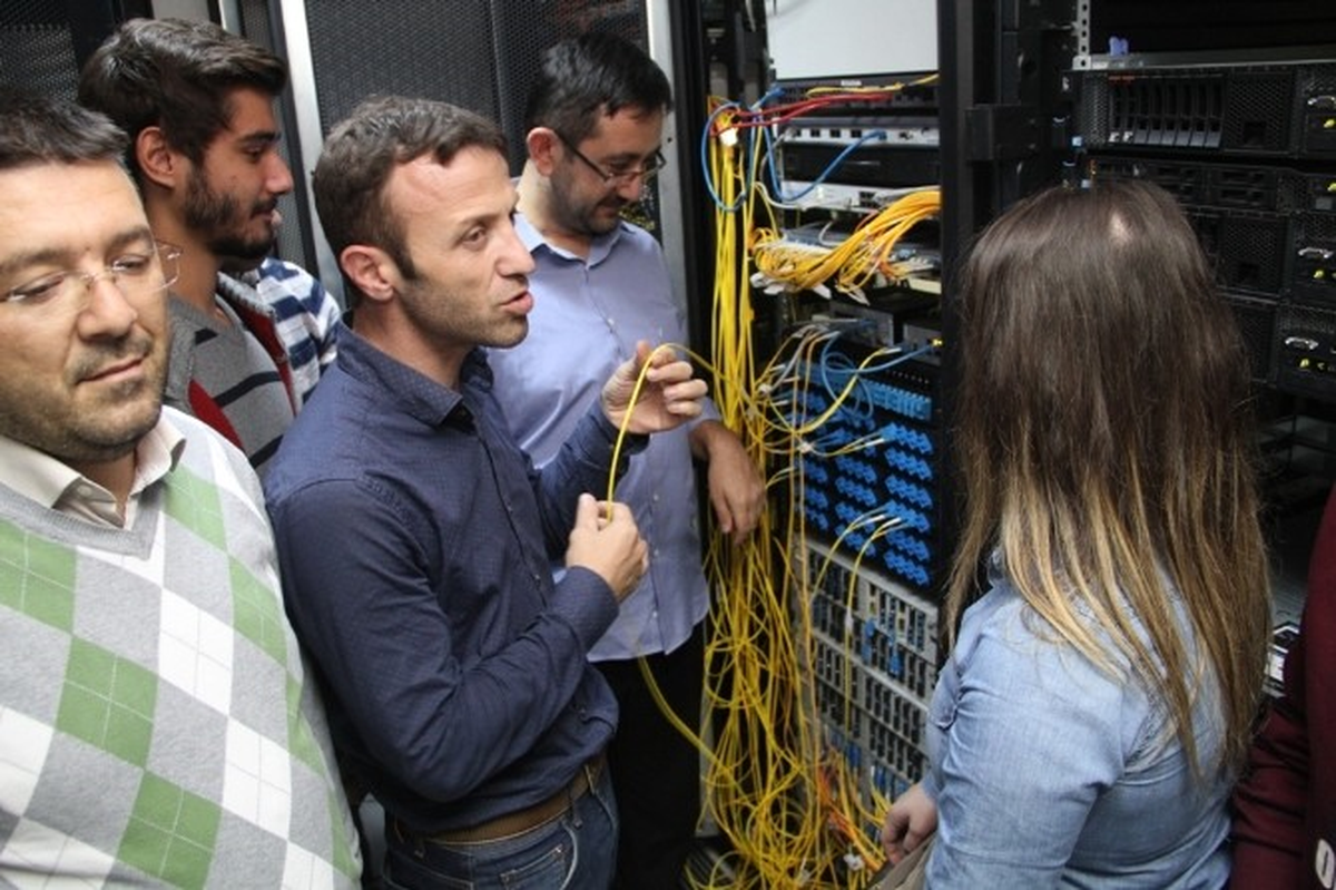 Geleceğin Bilişim Mühendislerine Fiber Optik Eğitimi