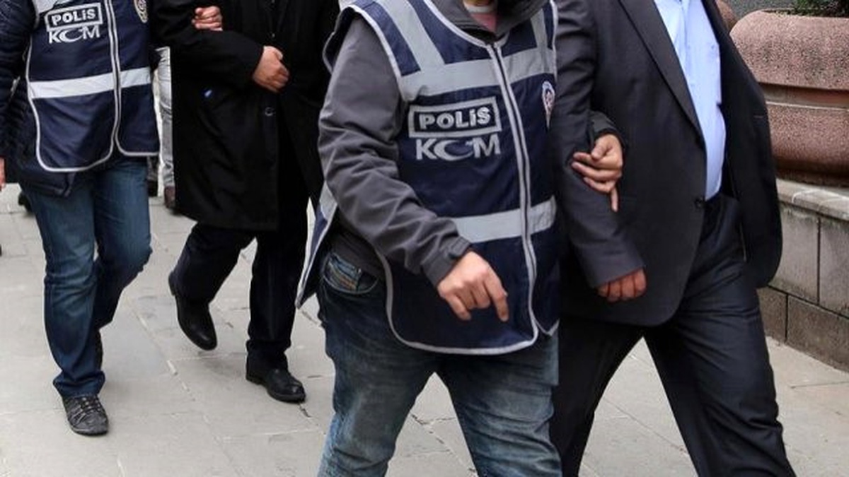 İzmit\'te, Fetö\'den 2 Kişi Adliyeye Sevk Edildi