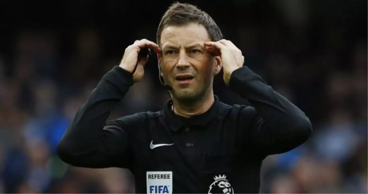 Mark Clattenburg, Kendisini Islıklayan Taraftarla İnatlaşıyor