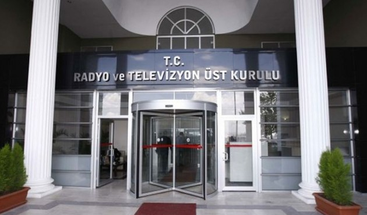 RTÜK\'e Operayon: 21 Gözaltı