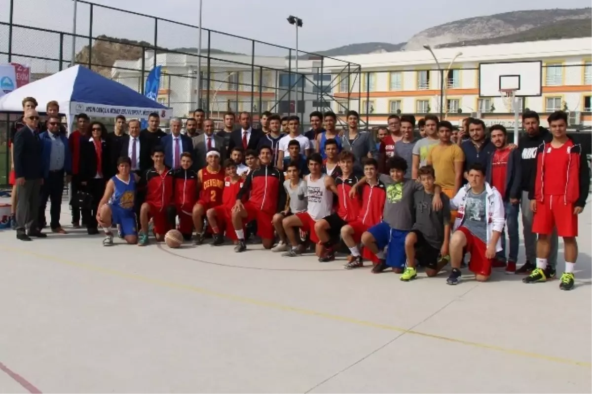 Söke\'de Sokak Basketbolunda Cumhuriyet Kupası Sahibini Buldu