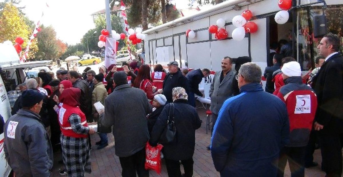 Türk Kızılayı, Tekirdağ\'da Kan Bağış Kampanyası Düzenledi