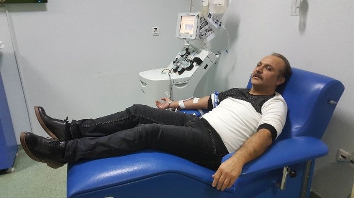 Annesinin Tedavisini Bırakıp Başka Hastanın Yardımına Koştu