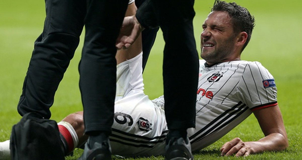 Dusko Tosic, 10 Gün Sahalardan Uzak Kalacak