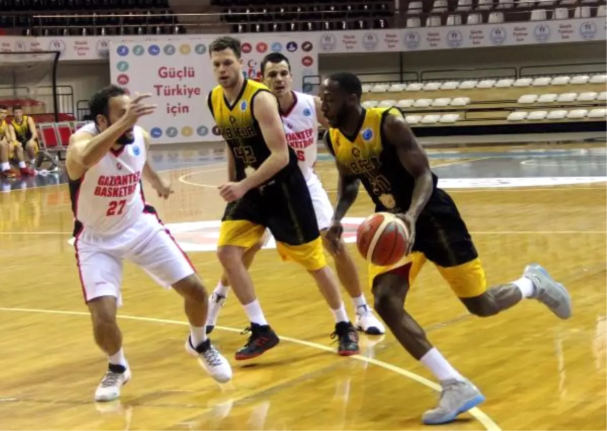 Gaziantep Basketbol-Kb Peja: 74-56 (Avrupa Kupası)