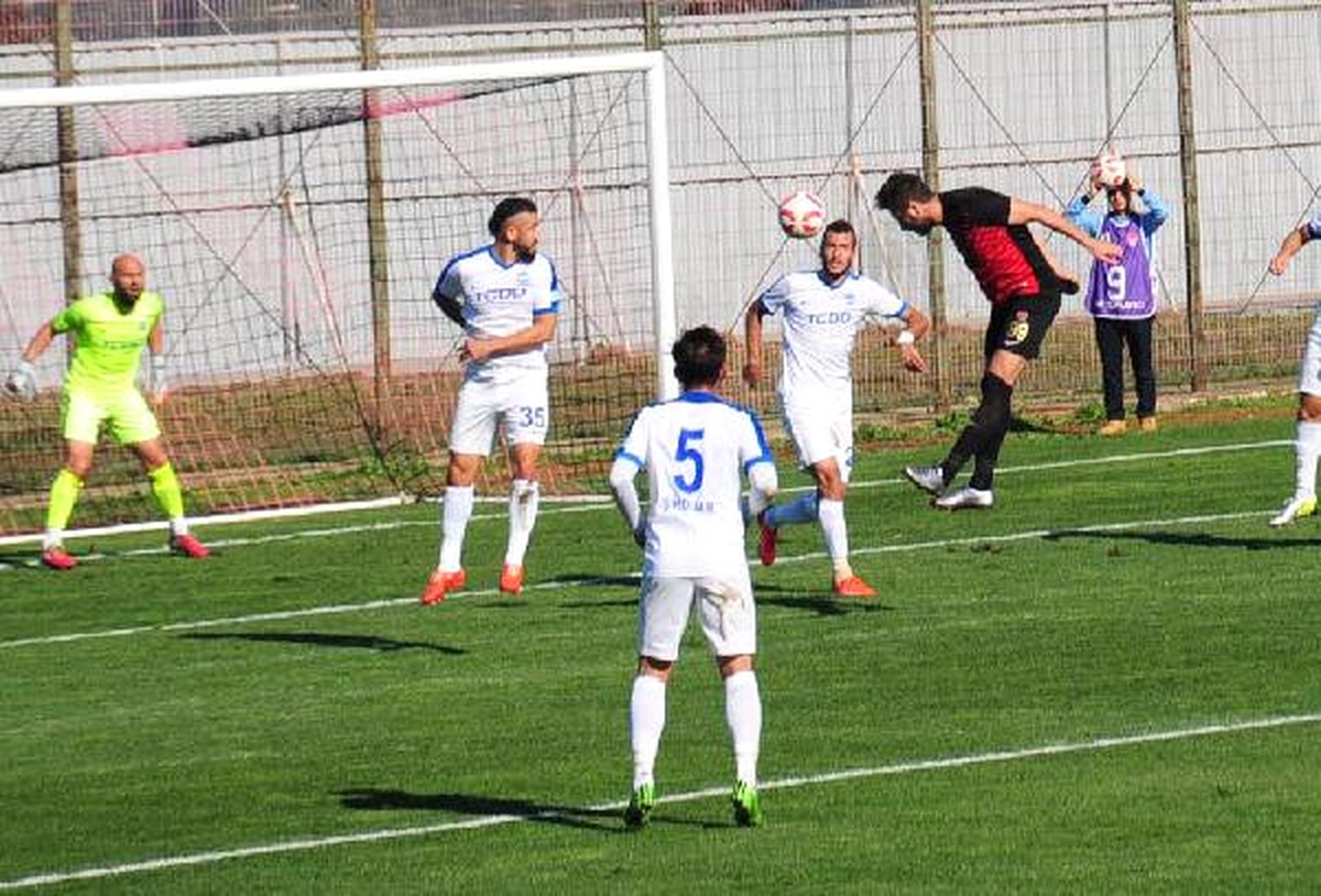 Gölcükspor-Ankara Demirspor: 2-2