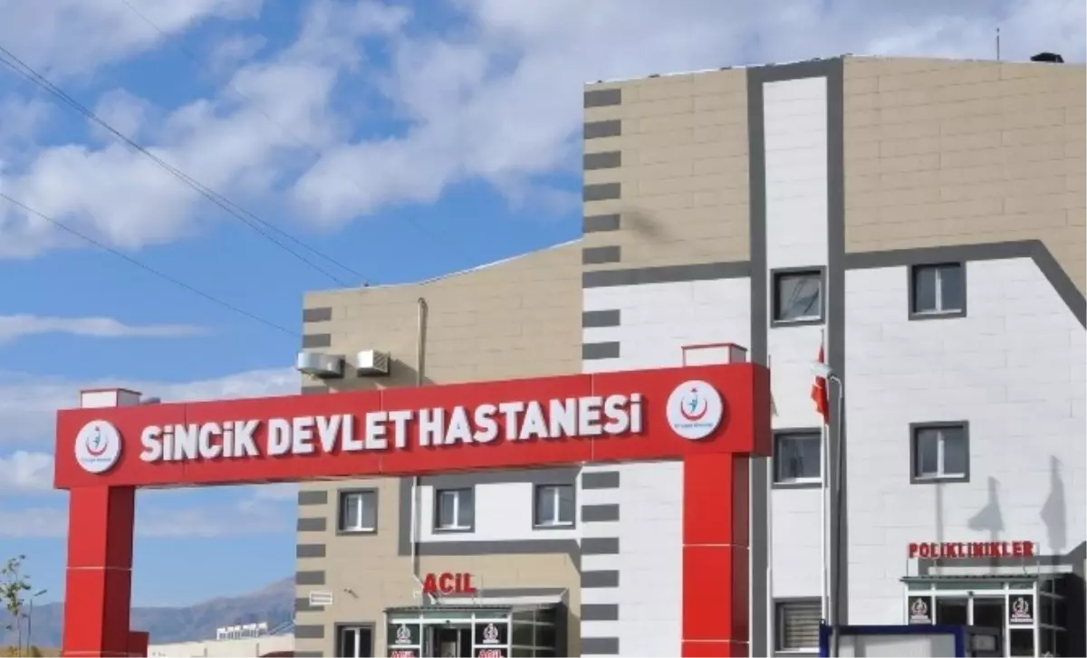 Hastane Üzerinde Ki Yüksek Gerilim Tehlike Saçıyor