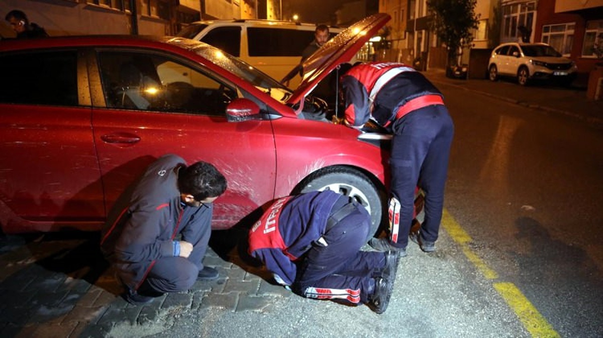 Isınmak İçin Motora Giren Kedi İtfaiye Ekibini Uğraştırdı