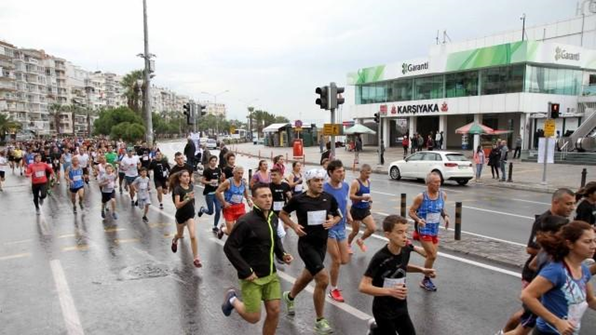 İzmir\'de "Ata\'dan Ana\'ya Saygı Koşusu" Yapılacak