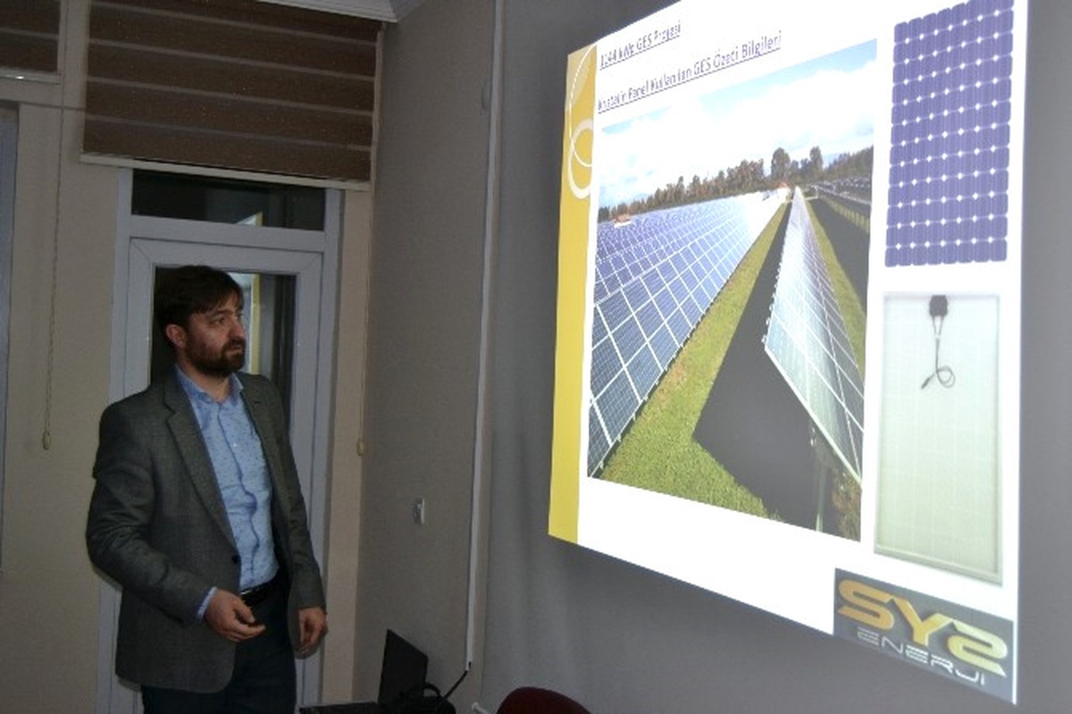Kulu\'da Güneş Enerjisi Panelleri ile Enerji Elde Etme Konferansı Yapıldı.