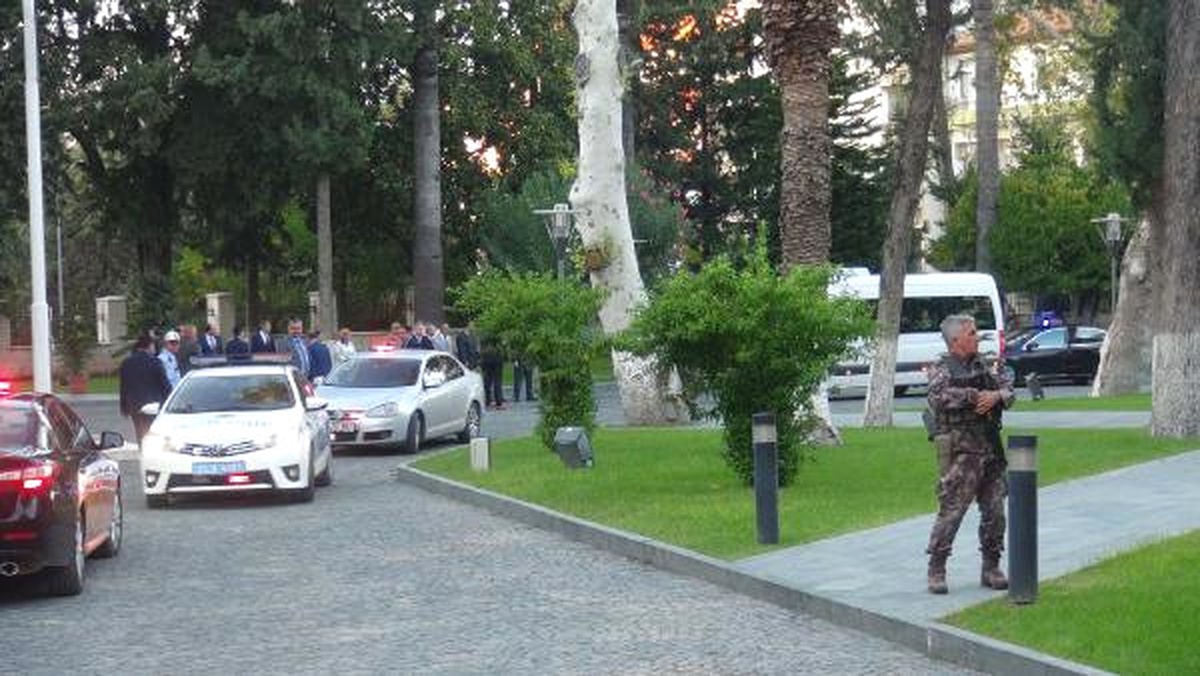 Milli Savunma Bakanı ve Kara Kuvvetleri Komutanı Afrin Sınırında (3)