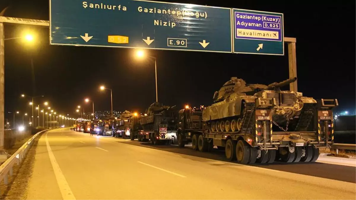 Sınıra Tank ve Zırhlı Araç Sevkiyatı