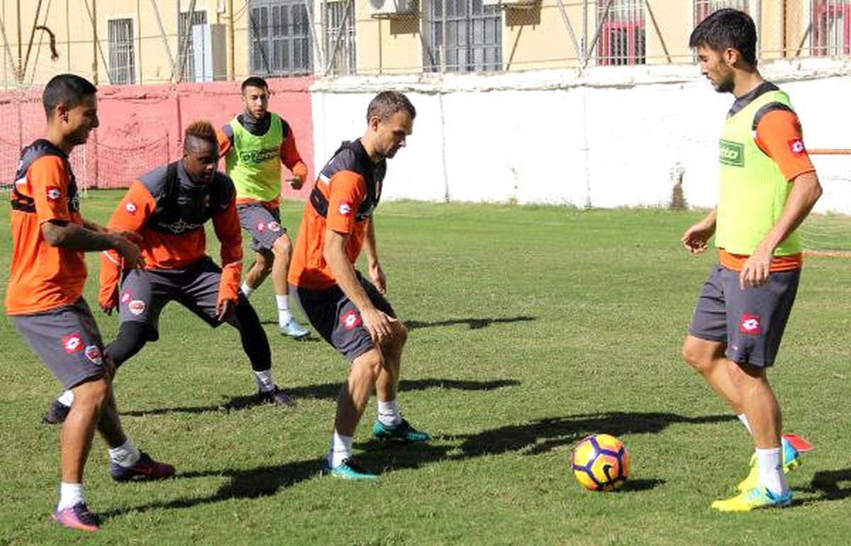 Adanaspor\'da Çabukluk Antrenmanı