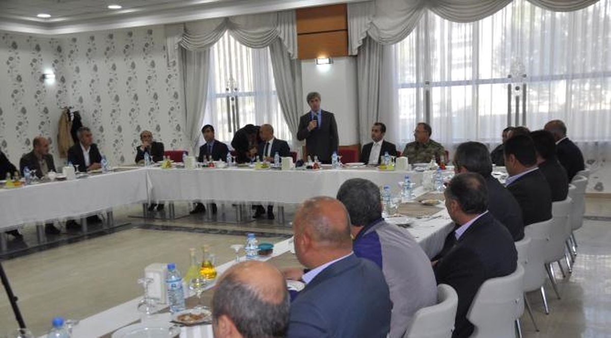 Bitlis Valisi Çınar Açıklaması