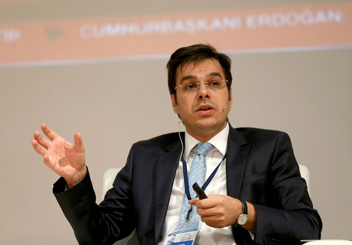 Davos İletişim Forumu"