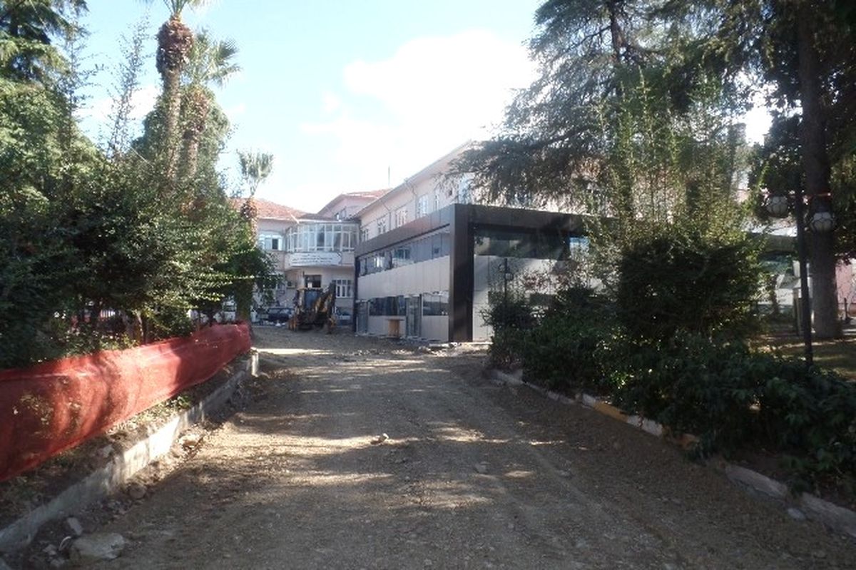 Devlet Hastanesine Şehzadeler\'den Destek