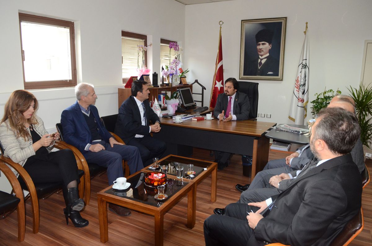 Dündar\'dan Bursa Barosu\'na Ziyaret