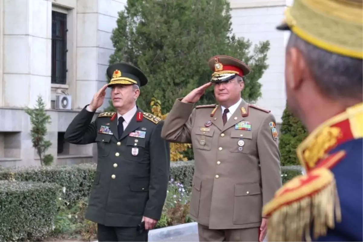 Genel Kurmay Başkanı Akar, Roman Mevkidaşı Ciuca ile Görüştü