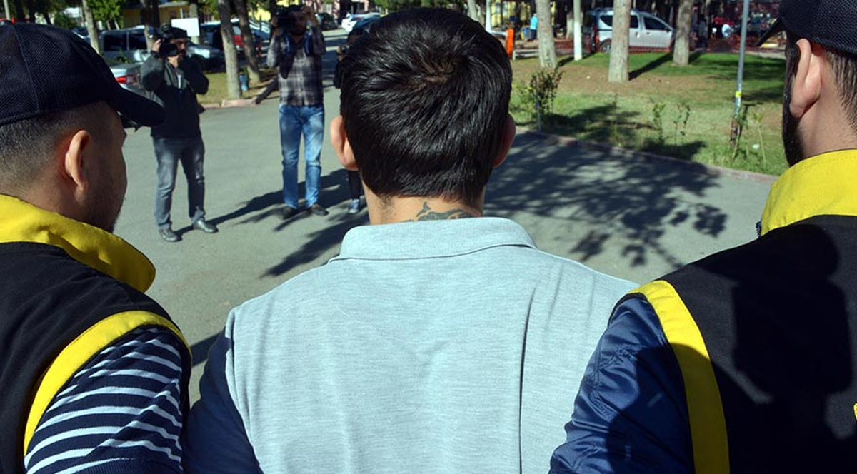 Kapkaççı Ensesindeki Dövmeden Yakalandı