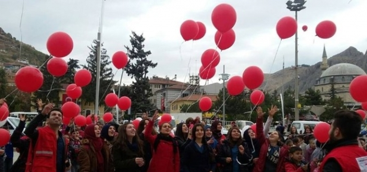 Kars\'ta Kızılay Haftası Etkinlikleri