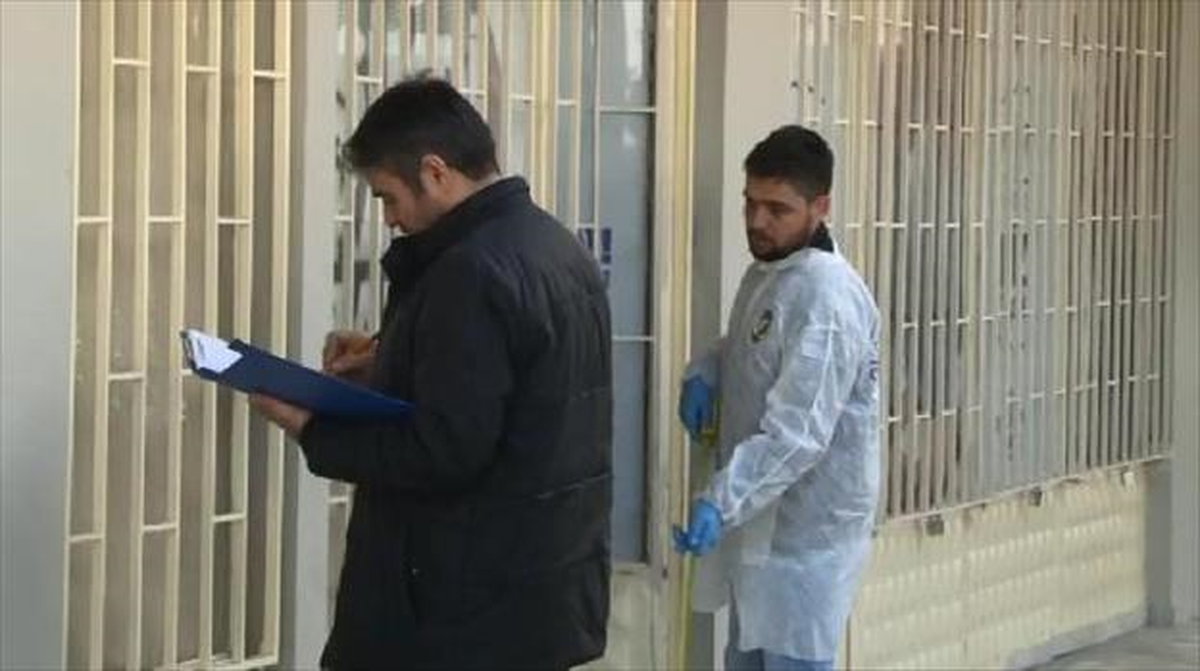 Maltepe Belediyesi\'nin Kentsel Dönüşüm Ofisi Kurşunlandı