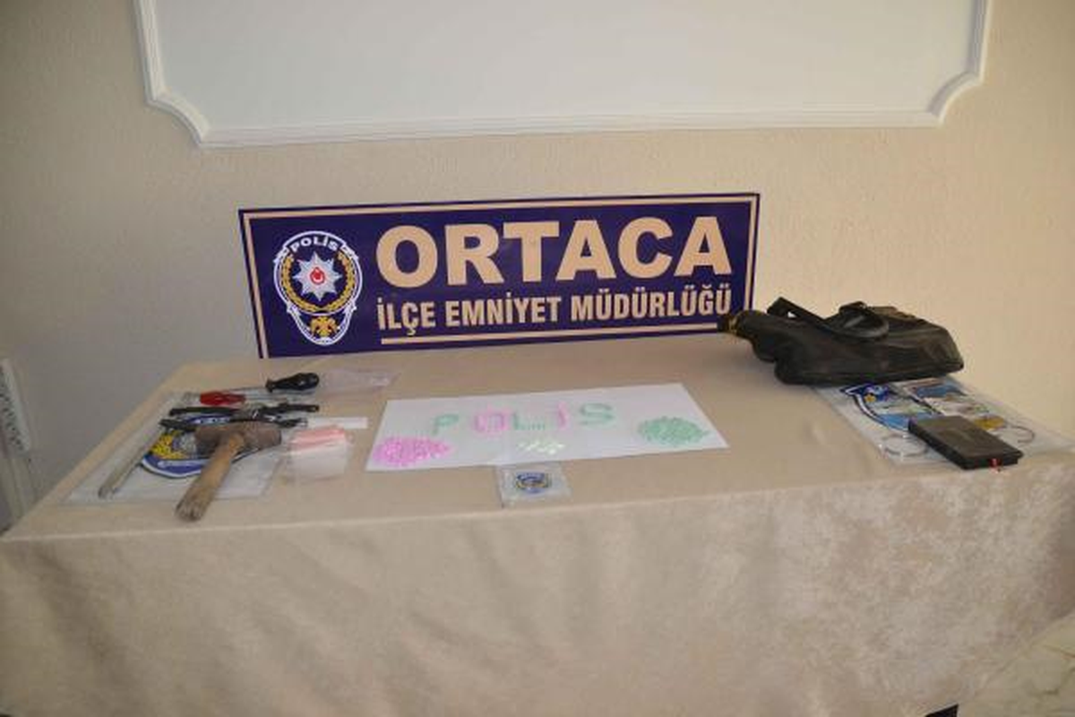 Ortaca\'da Uyuşturucu Operasyonu: 9 Gözaltı